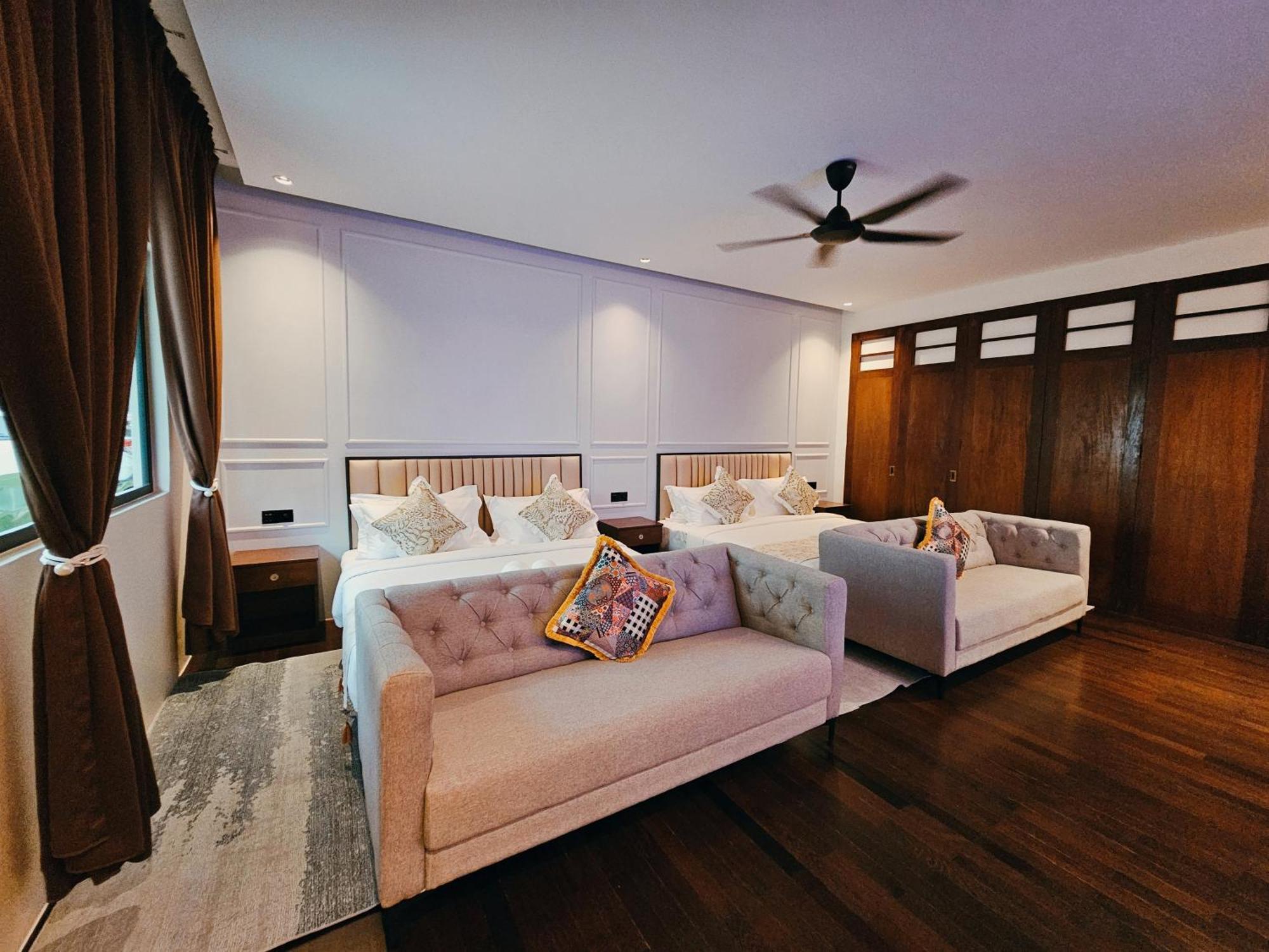 The Palm Suite At Lava Mansion George Town Buitenkant foto
